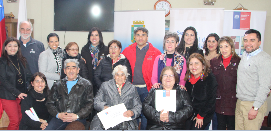 53 proyectos a nivel regional y recursos comprometidos por 67 millones de pesos fueron los alcances de la instancia, que concertó ceremonias de certificación en las cuatro provincias de la región a cargo del Servicio Nacional del Adulto Mayor (SENAMA)). 